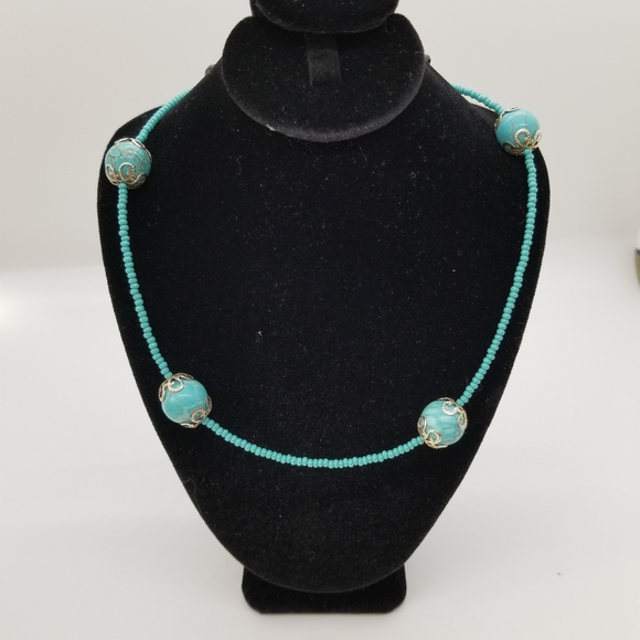 Blue beaded necklace - Picture 1 of 3